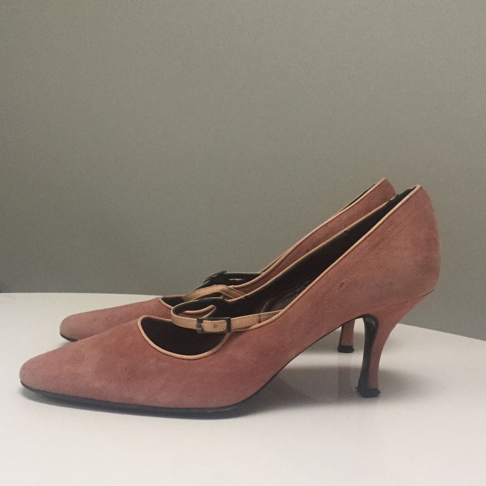Vintage Kitten Heels in dusty pink suede